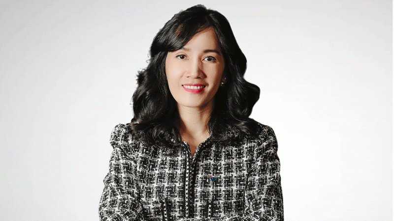 Van Anh Nguyen headshot