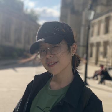 Head and shoulders photo of Yihui Cao's profile photo