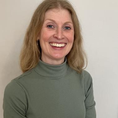 Head and shoulders image of Elizabeth Daigle