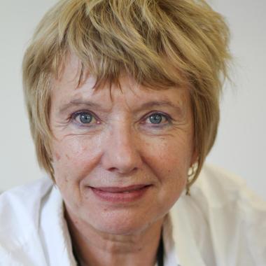 Sue Dunderdale profile photo